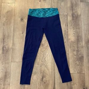 Fabletics navy and green ankle length zippered leggings